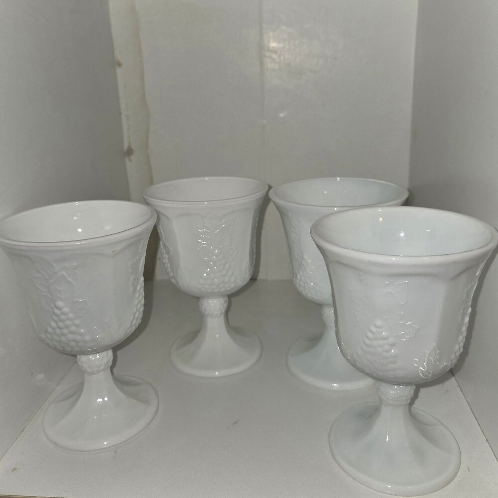 Vintage 4 pc Indiana Colony HARVEST Grape White Milk Glass 5 1/4" Goblets